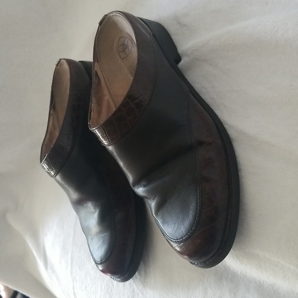 Ariat ats equipped leather slip ons